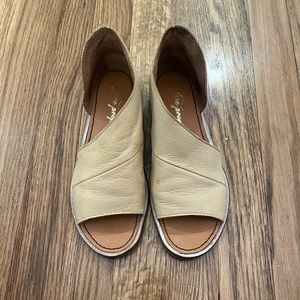 Free People Royale Flat